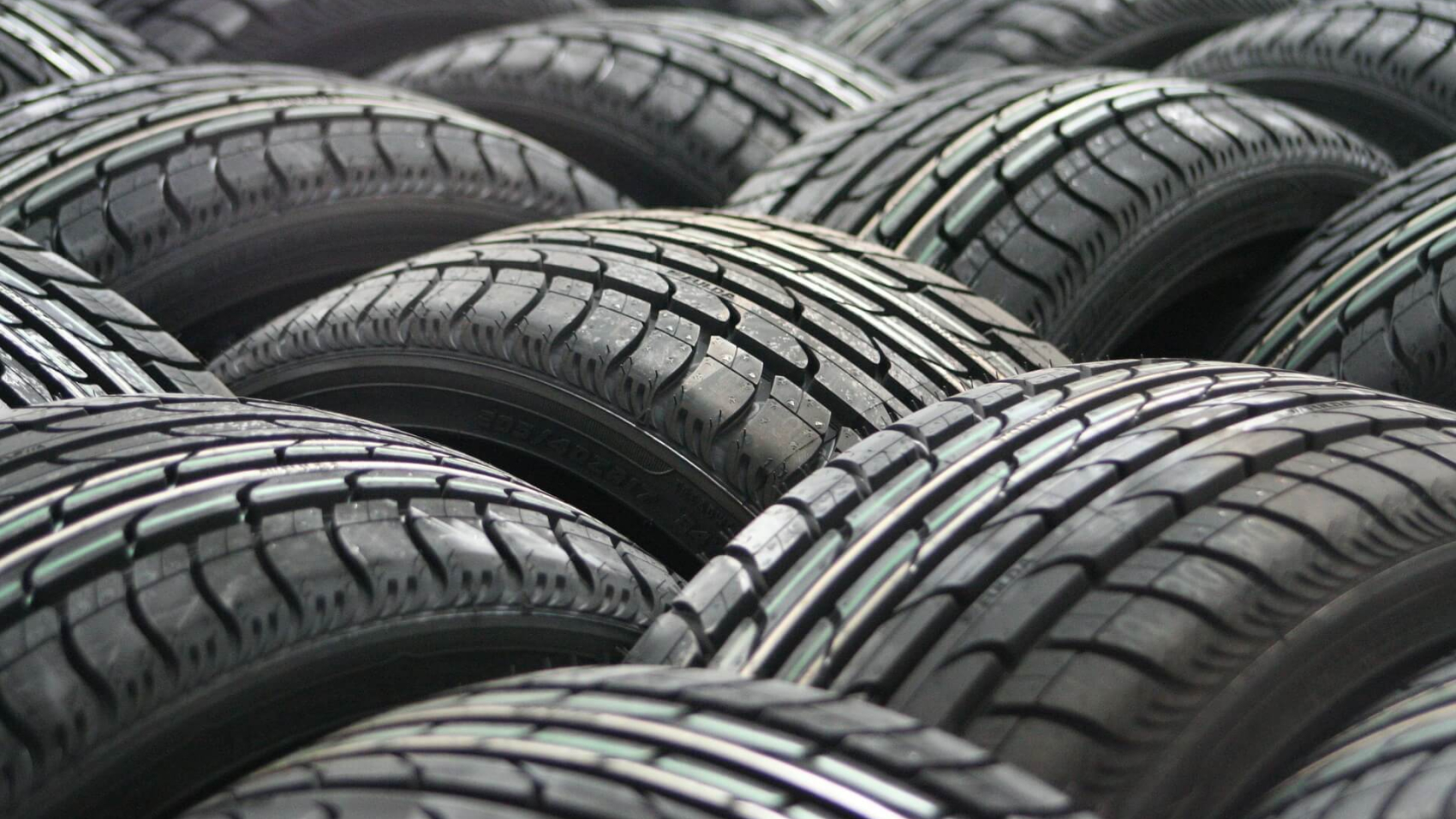 car-tyres-63928_1920